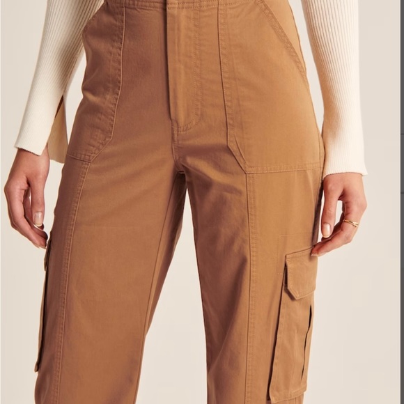 NWT Abercrombie Relaxed cargo pants - Picture 3 of 9